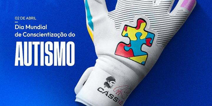 Cruzeiro publica mensagem no dia Mundial de Conscientização do Autismo com luva do goleiro Cássio (Divulgação / Cruzeiro)
