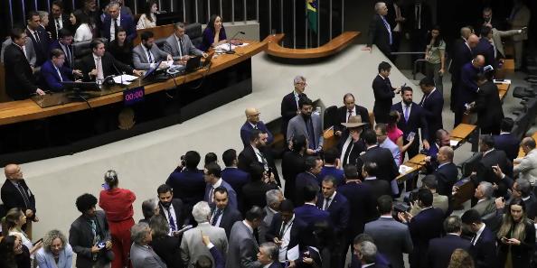 Texto do PL já havia sido aprovado na terça (1º) na Comissão de Assuntos Econômicos (CAE) e no plenário do Senado, por unanimidade (Lula Marques / Agência Brasil)
