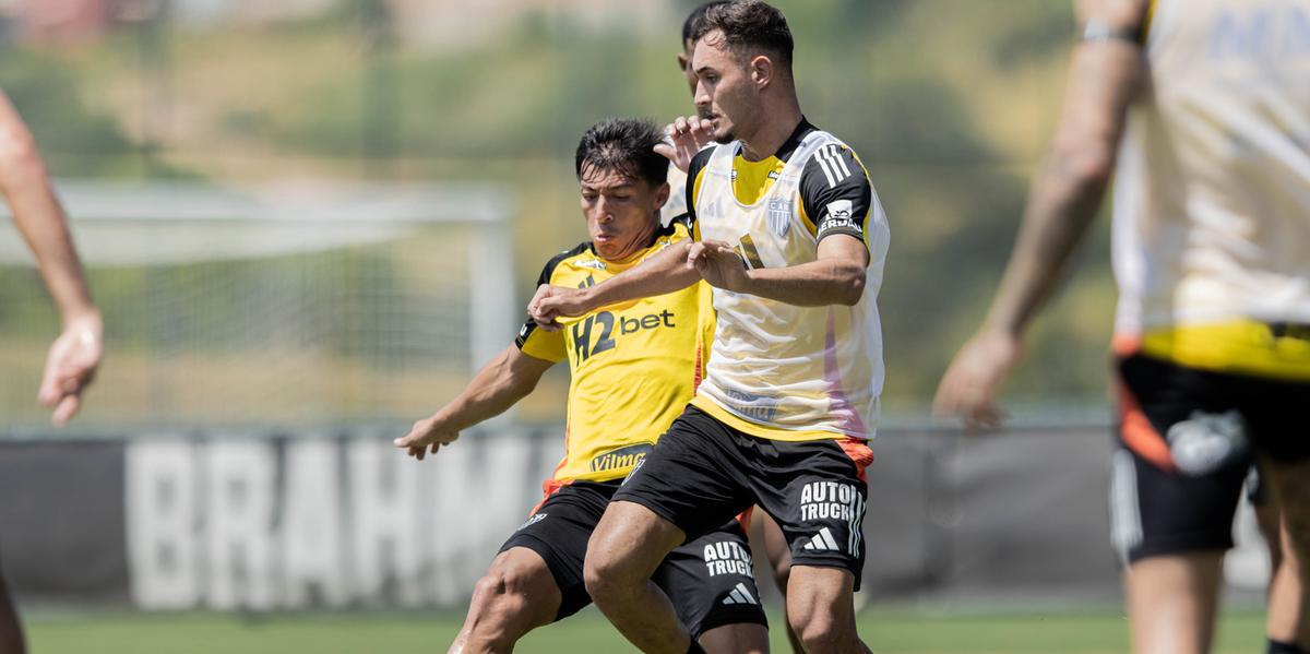 Alan Franco foi a novidade no treino do Galo (Foto: Pedro Souza / Atlético)