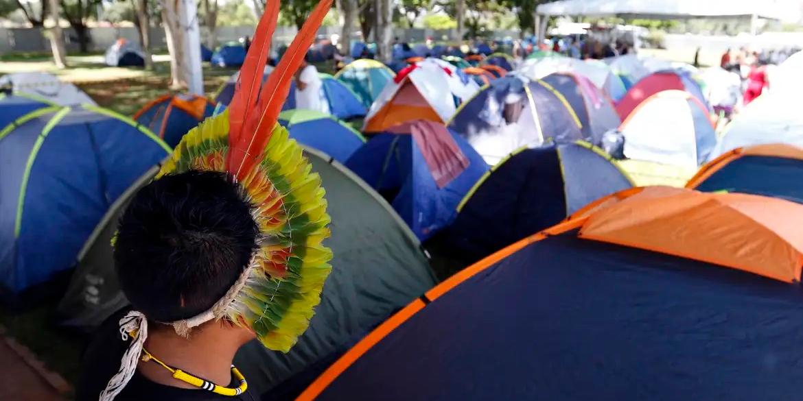 Com o título Documento de Posições da Cáritas Brasileira para a COP30: Por uma transição justa, inclusiva, popular e democrática, o texto sistematiza iniciativas de enfrentamento aos principais desafios relacionados à crise climática (Bruno Peres/Agência Brasil)