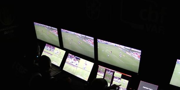 VAR é motivo de protesto de Atlético e Cruzeiro no início do Brasileirão (Reprodução / CBF)
