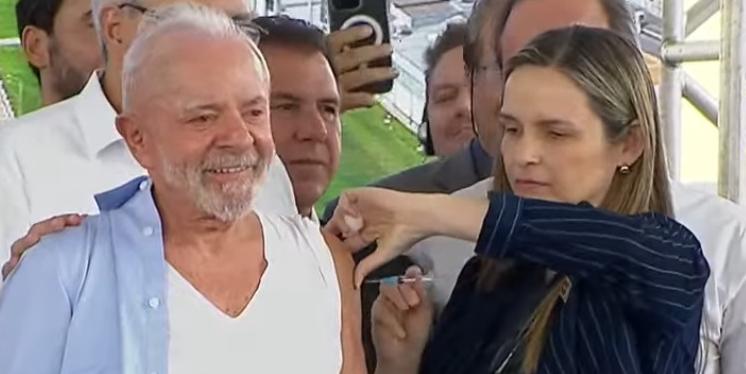 Lula recebeu a vacina contra Influenza nesta segunda-feira (7) em Montes Claros (Reprodução/ Canal Gov)