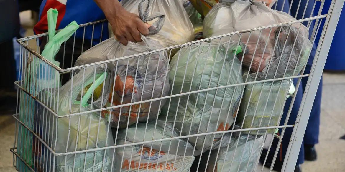 Preço do quilo da carne bovina de primeira caiu em 15 capitais (Fernando Frazão/Agência Brasil)