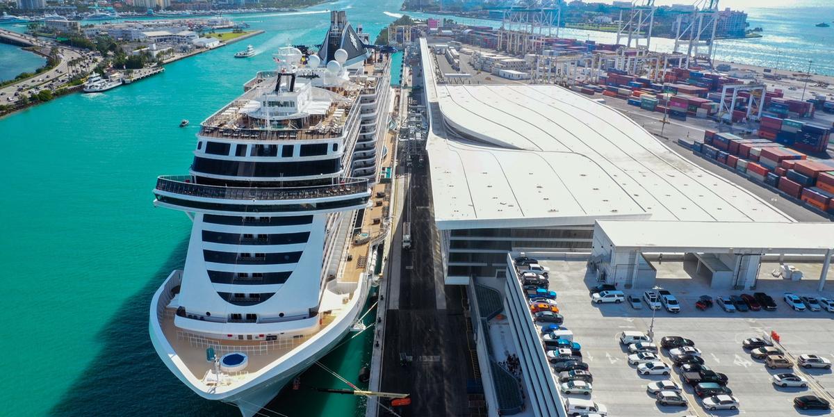 Terminal MSC de Miami tem capacidade para receber até 36 mil passageiros diariamente (Divulgação / MSC Cruzeiros)