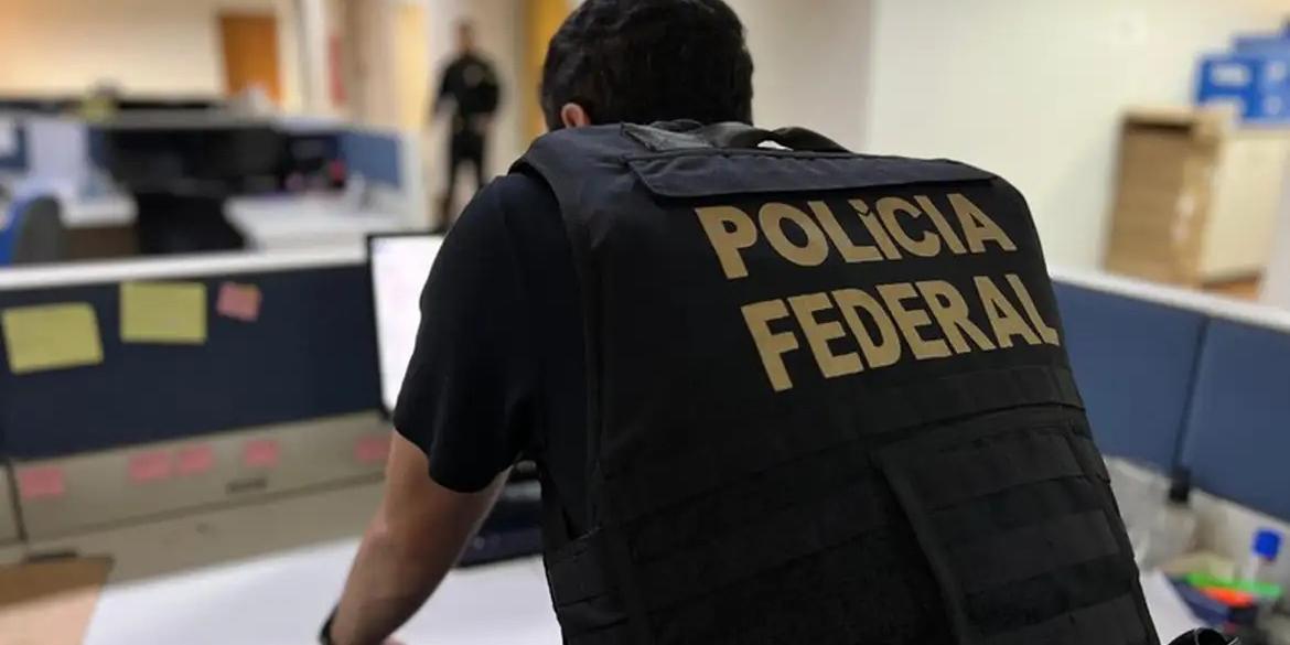 Operação tenta desarticular organização criminosa voltada ao desvio de recursos públicos destinados à saúde (PF / Divulgação)