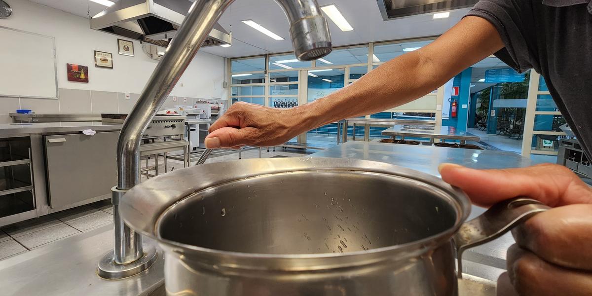 Imóveis que possuem caixas d'água podem não sofrer impactos (Maurício Vieira / Hoje em Dia)