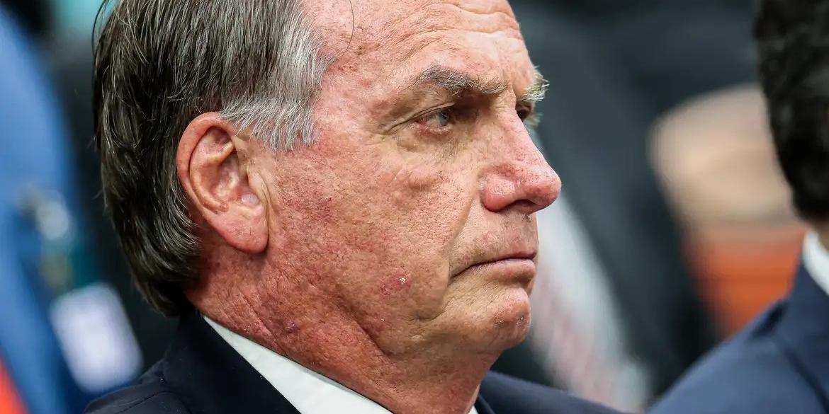 A decisão tomada nesta quarta-feira (6) abrange “filhos, cunhadas, netas e netos” de Bolsonaro (Antonio Augusto/STF)