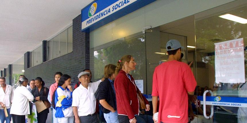 Orçamento também observa os limites da despesa primária previstos no arcabouço fiscal (Aniele Nascimento/Gazeta do Povo)