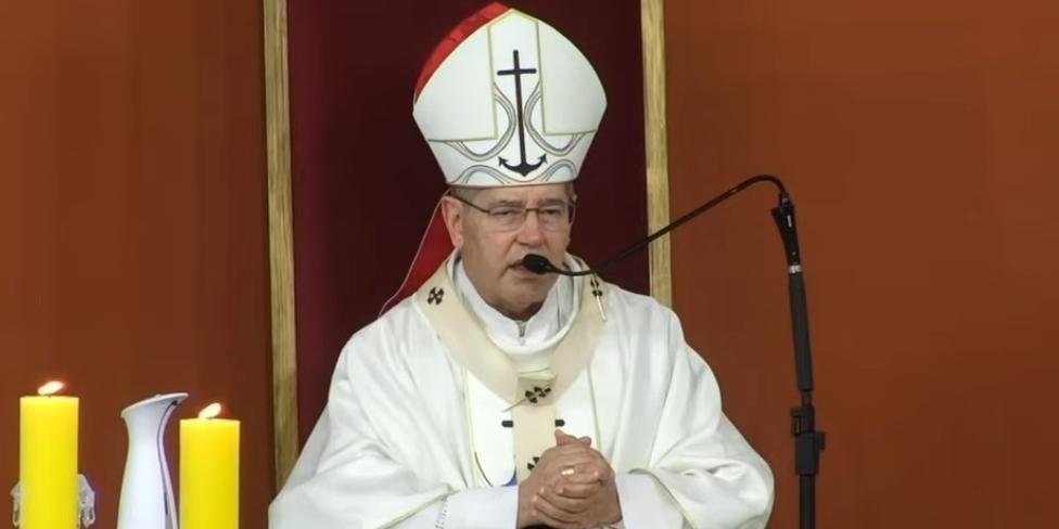 Arcebispo dom Walmor celebrou a missa da Unidade nesta quinta-feira (17) (Reprodução/ TV Horizonte)
