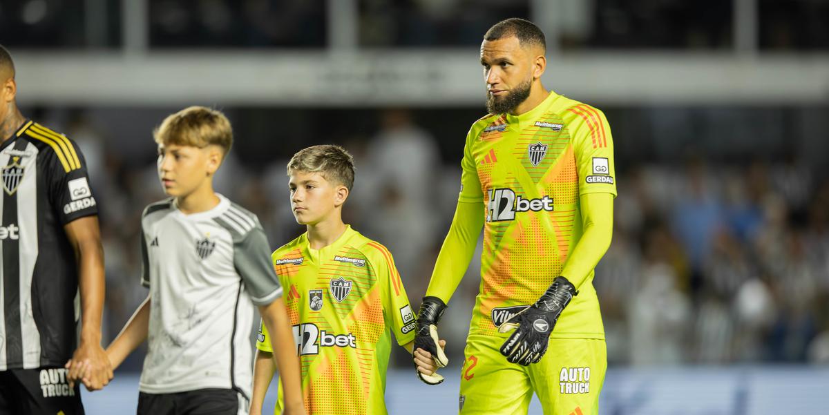 Everson pede apoio a 'massa' no domingo (Pedro Souza)