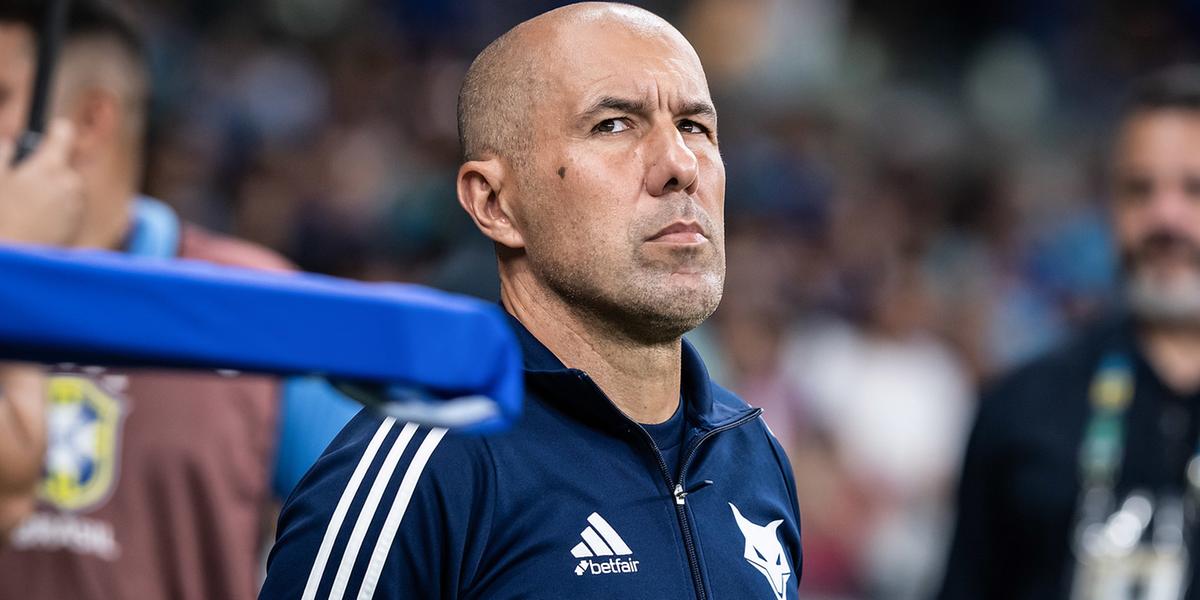 Leonardo Jardim explica repetição da equipe em vitória sobre o Bahia (Gustavo Aleixo/Cruzeiro)