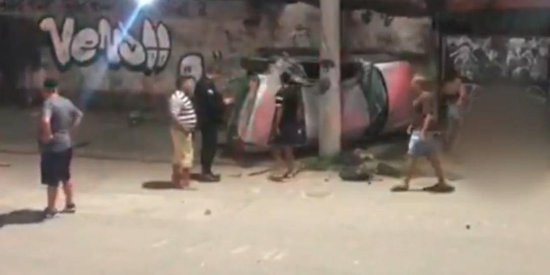Acidente ocorreu na pista lateral da Avenida Brasil, na altura do bairro de Vigário Geral, Zona Norte (Reprodução/TV Globo)