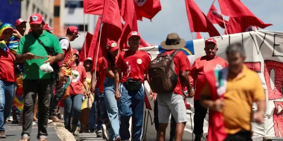 Recife (PE), 15/04/2025 - Militantes durante marcha do MST pela Reforma Agrária (Anderson Stevens/MST)