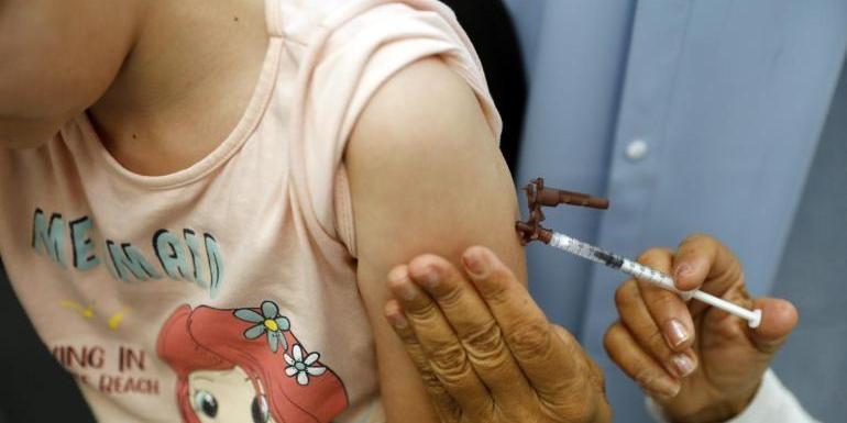 Criança deve estar acompanhada dos pais ou responsáveis (Divulgação/PBH)