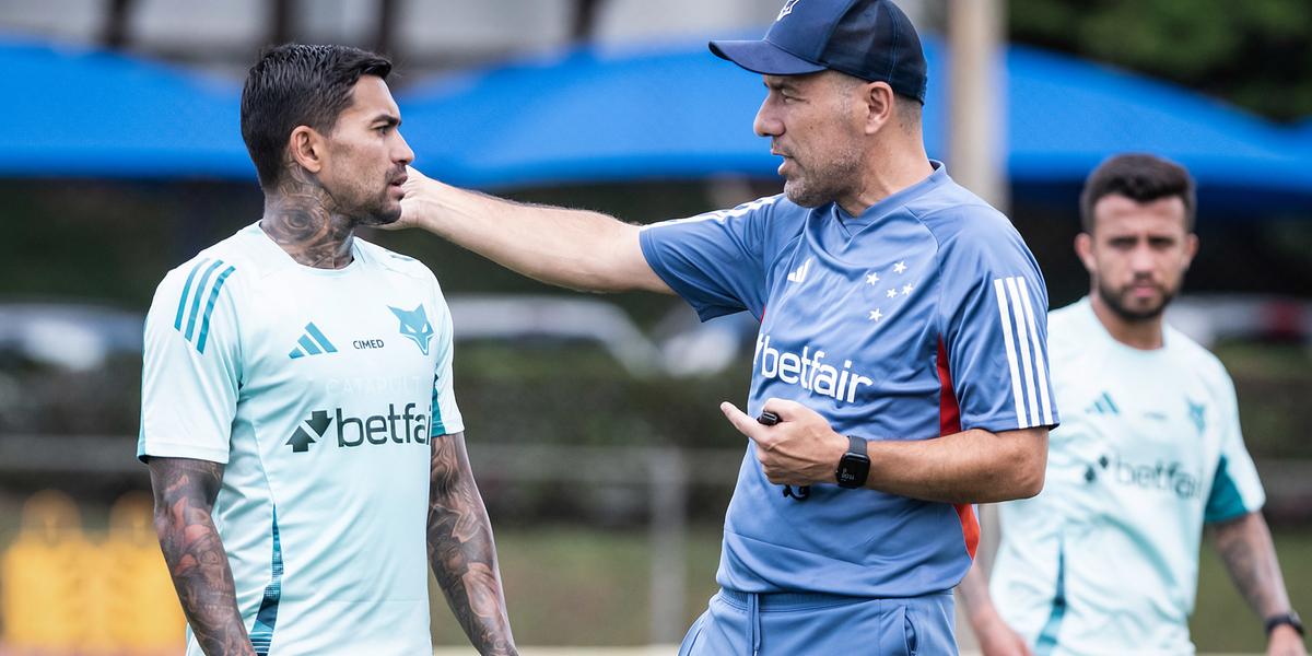 Atacante Dudu foi afastado pela dirtetoria e dificilmente ficará no Cruzeiro (Gustavo Aleixo/Cruzeiro)