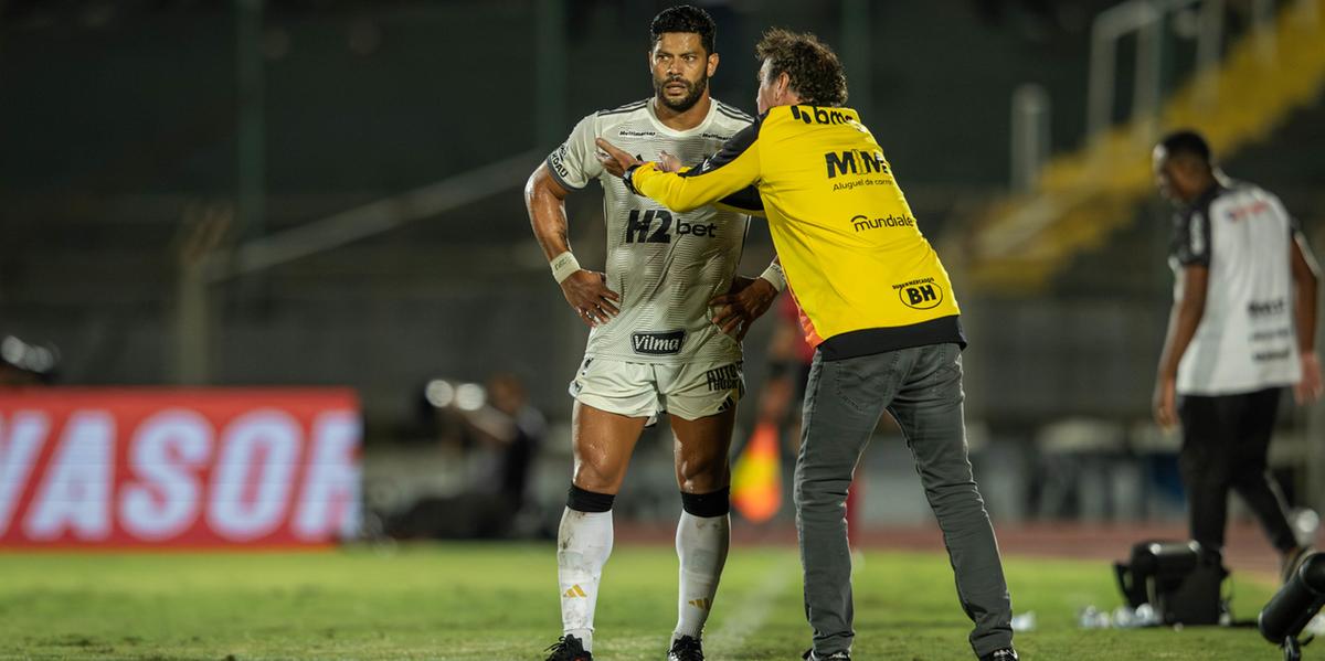 Cuca e Hulk acreditam em virada de chave no Galo pelo desempenho do time em campo (Pedro Souza / Atlético)