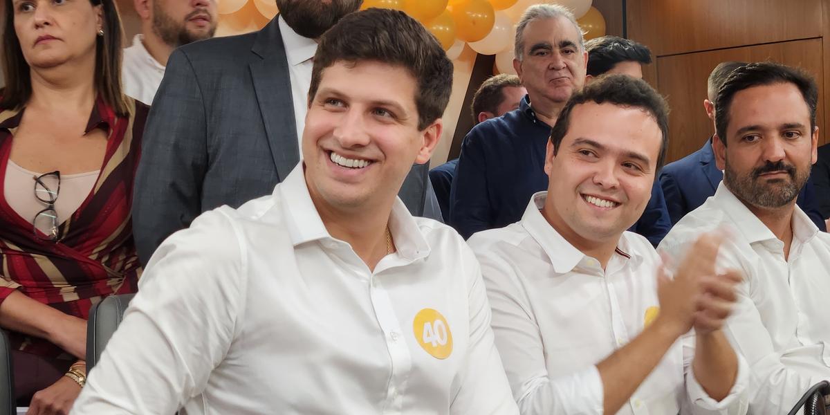 Prefeito do Recife, João Campos, e o presidente do PSB em Minas, Otacílio Costa (Maurício Vieira)