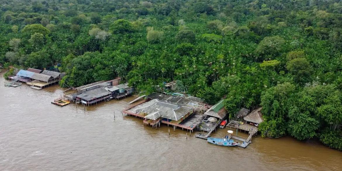 Para acessar o local a partir da área continental, é necessário cruzar o Rio Guamá (Márcio Ferreira/Ag. Pará)