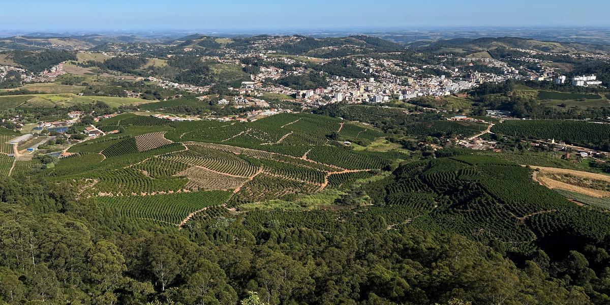 Rodeada pela Serra da Mantiqueira (Divulgação Visite Serra Negra)