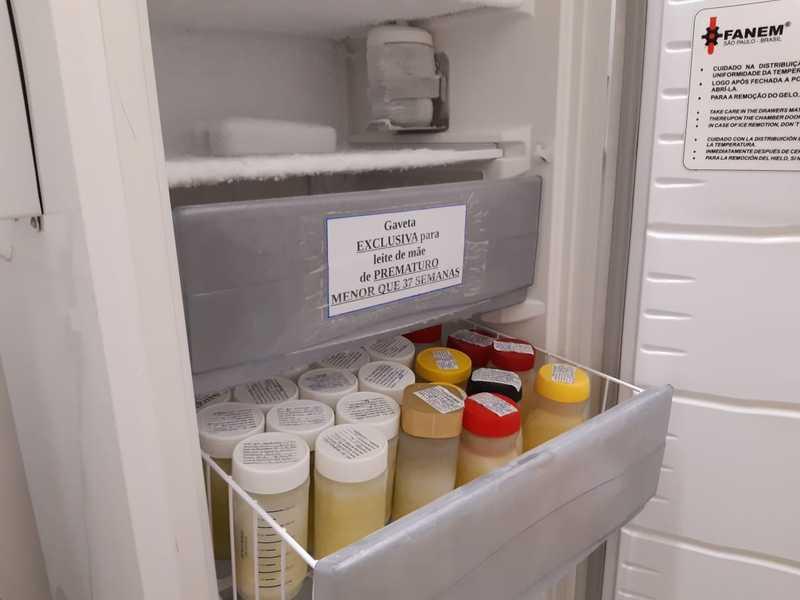 Serviço realiza coleta, processamento, controle de qualidade e distribuição de leite humano pasteurizado (Fhemig / Divulgação)