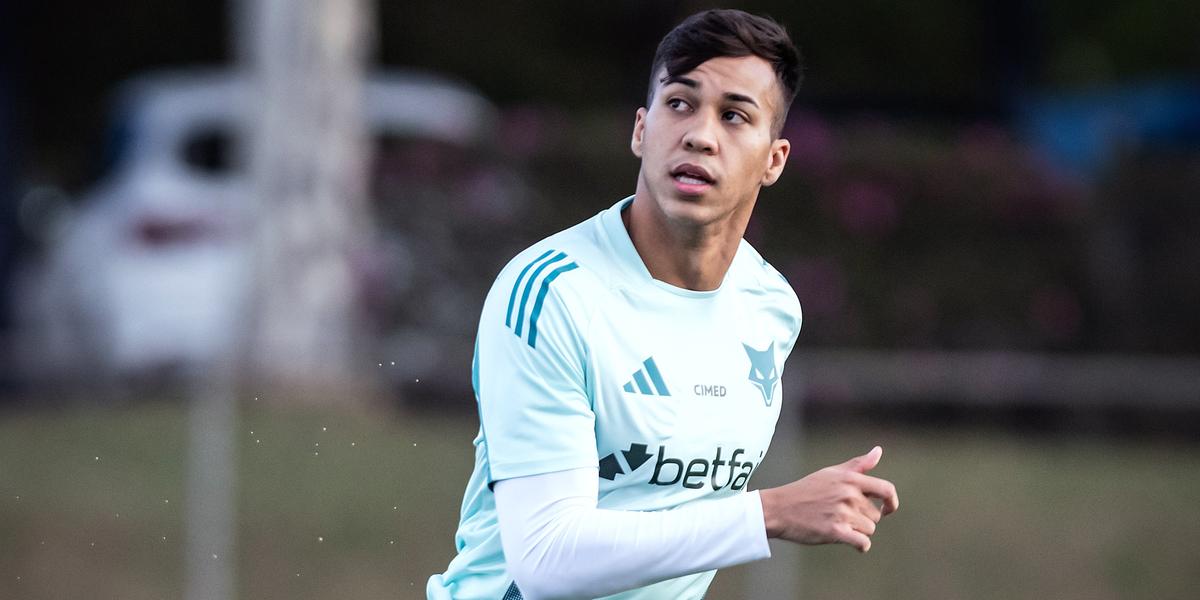 Kaio Jorge é um dos pendurados na equipe celeste (Foto: Gustavo Aleixo/Cruzeiro)