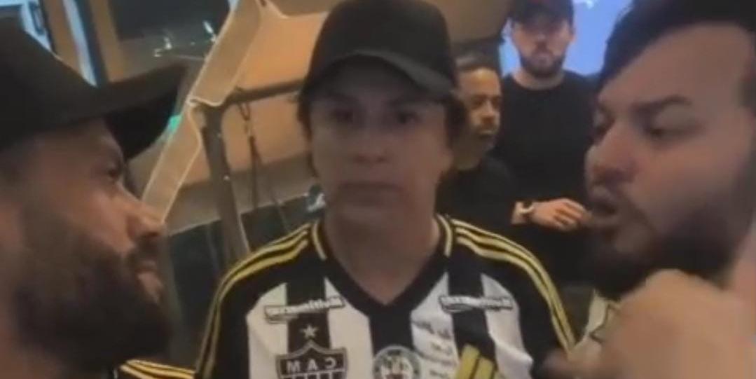 Humorista esteve na Arena MRV e depois foi até a casa do ídola alvinegro (Reprodução: redes sociais)