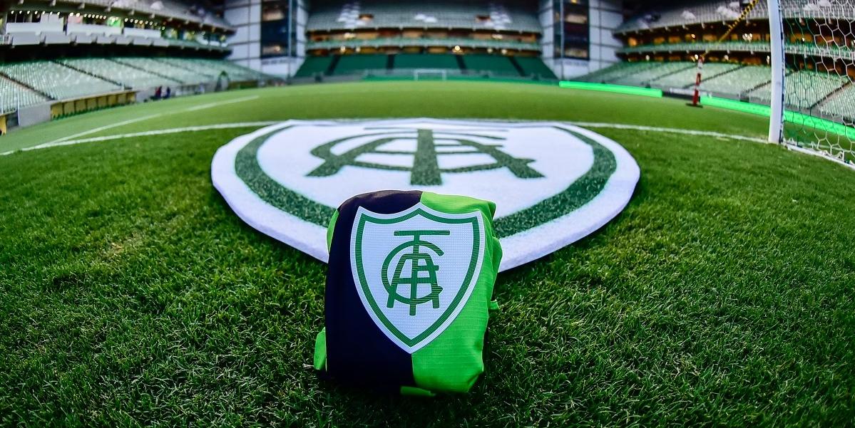 Escudo do América na Arena Independência (Mourão Panda)
