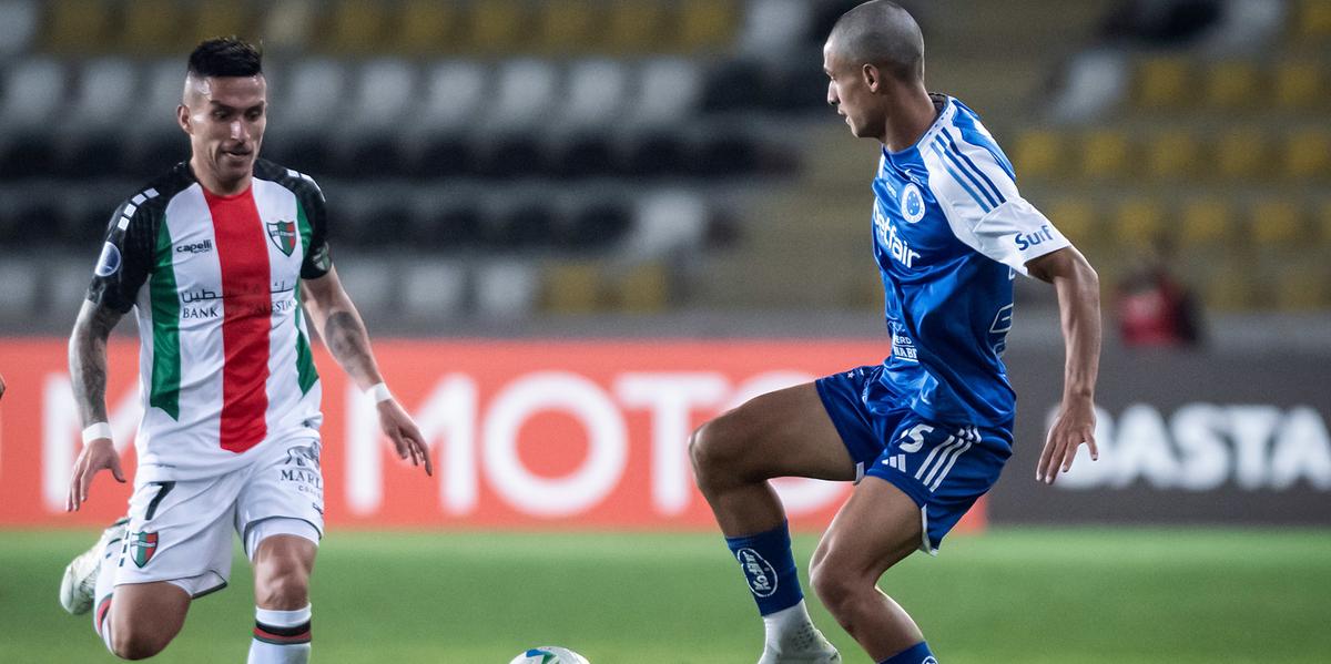 Sem chances de classificação, Raposa vai usar um time alternativo contra os chilenos (Foto: Gustavo Aleixo/Cruzeiro)