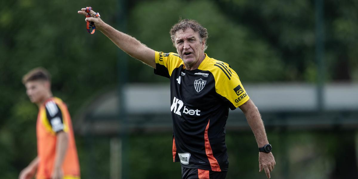 Cuca buscará a quarta vitória sobre o Cruzeiro comandando o Atlético (Pedro Souza / Atlético)