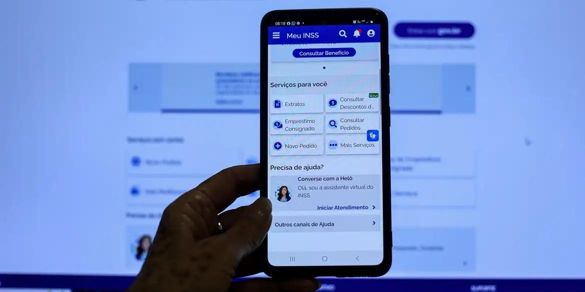 Aviso é recebido pelo APP meu INSS (Joédson Alves/Agência Brasil)