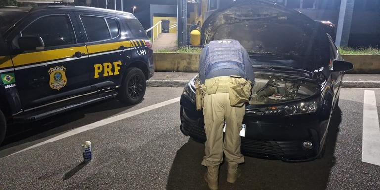 Veículo furtado em dezembro foi recuperado durante ação de combate ao crime na BR 381 (Divulgação/ PRF)