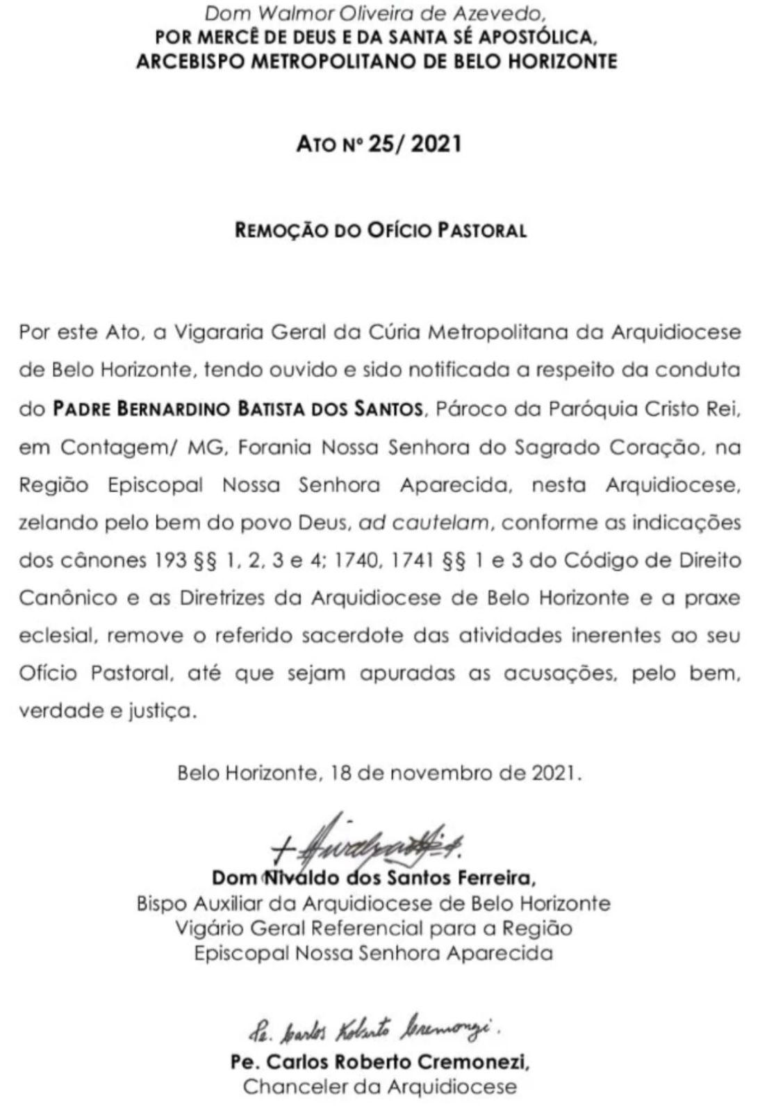 Documento da Arquidiocese de Belo Horizonte que afastou Bernardino das atividades sacerdotais (Reprodução)