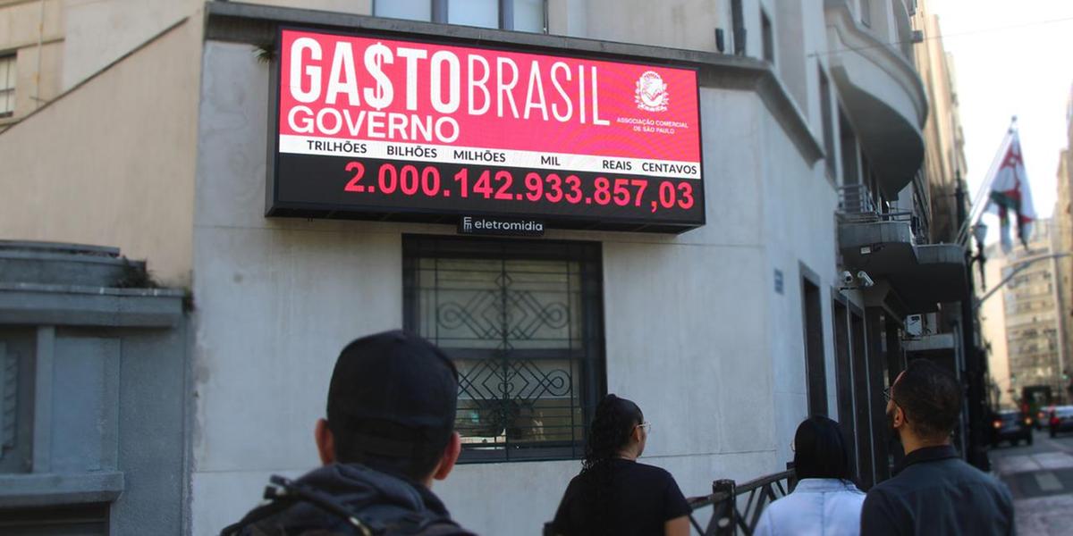 Ferramenta reúne dados oficiais do Tesouro Nacional e permite o acompanhamento, em tempo real, de tudo o que é gasto pela União, estados e municípios (Divulgação / CACB)