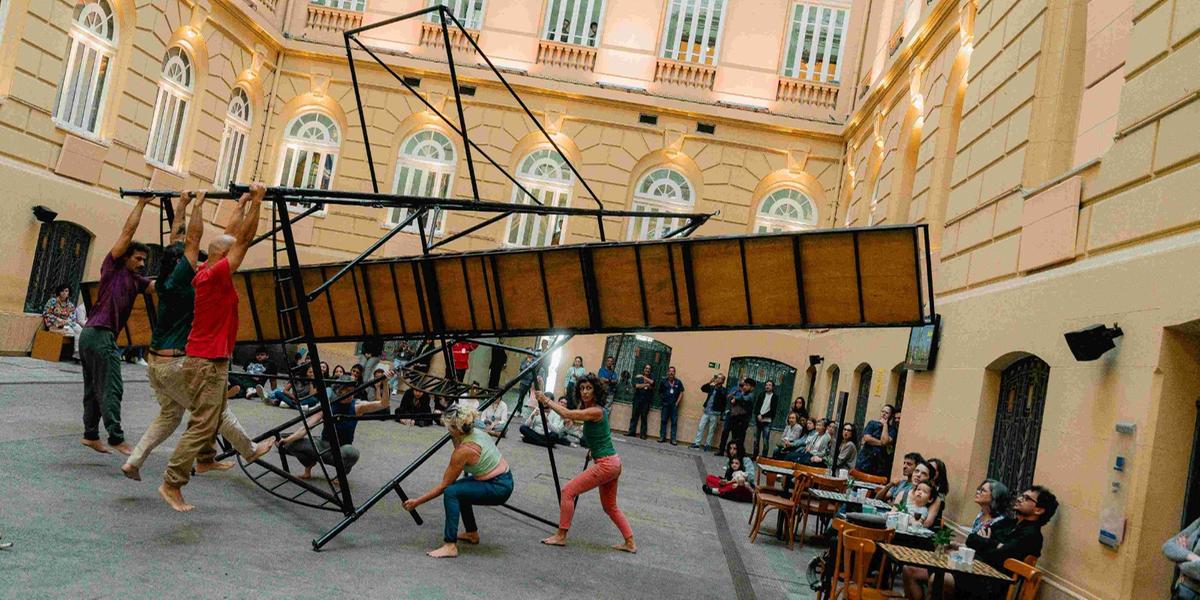 Exposição acontece no Pátio do CCBB (Lucca Mezzacappa)