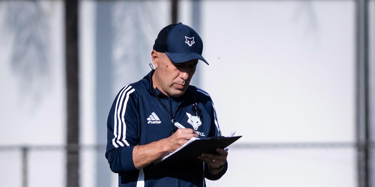 Jardim x Diniz após 17 partidas no comando celeste (Foto: Gustavo Aleixo/Cruzeiro)