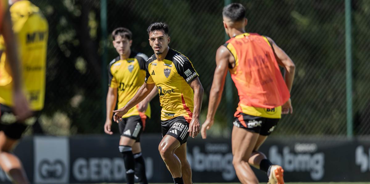 Menino se recuperou de uma gripe forte e pode reforçar o Galo na competição internacional (Foto: Pedro Souza / Atlético)