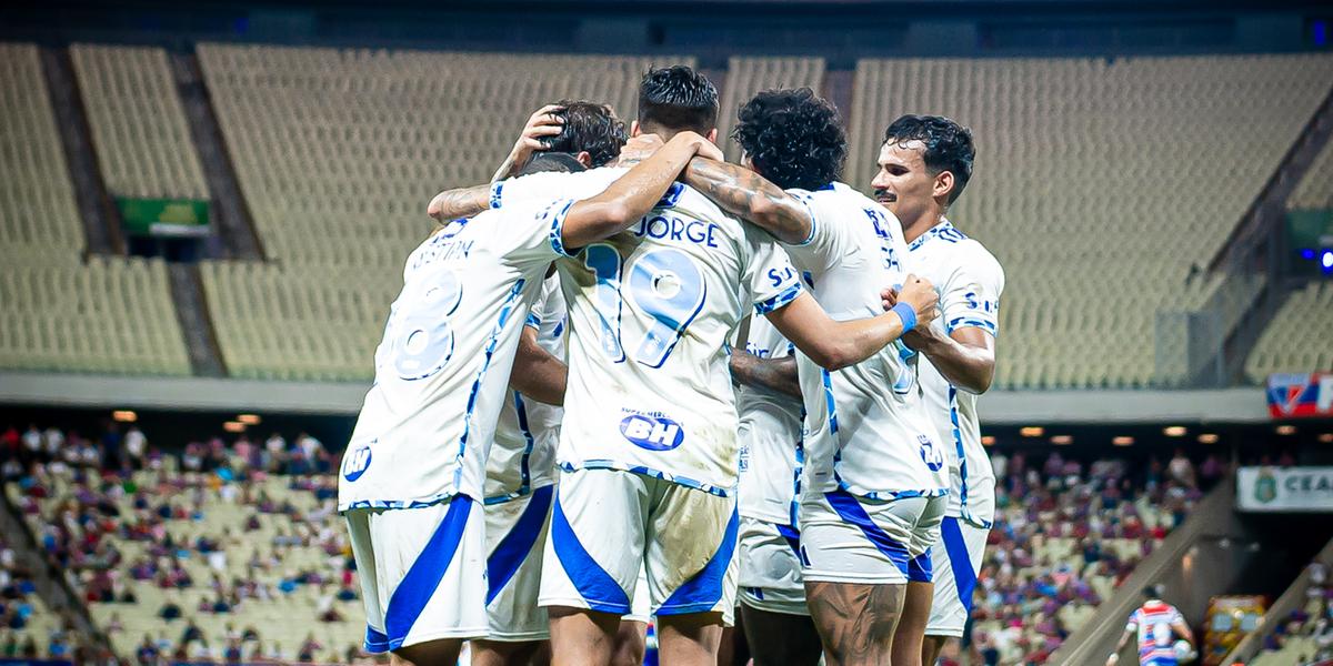 Time celeste fará um jogo decisivo contra o Palmeiras diante da sua torcida (Foto: Samuel Andrade)