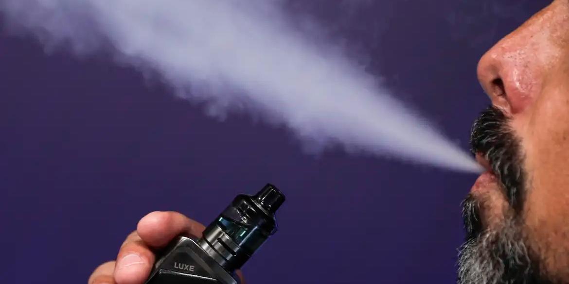 Proposta da campanha é informar o público sobre os malefícios dos produtos de tabaco e nicotina que, muitas vezes, apresentam características no intuito de se tornarem mais atrativos para crianças e adolescentes (Joédson Alves/Agência Brasil)
