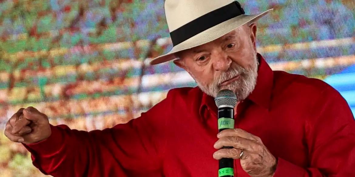 Presidente Lula da Silva anunciou que lançará programa para reduzir a fila de espera por consultas com especialista (Marcelo Camargo/Agência Brasil)
