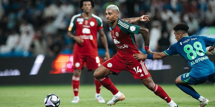 Vitinho está livre no mercado após deixar a Arábia Saudita (Reprodução / Instagram Vitinho)