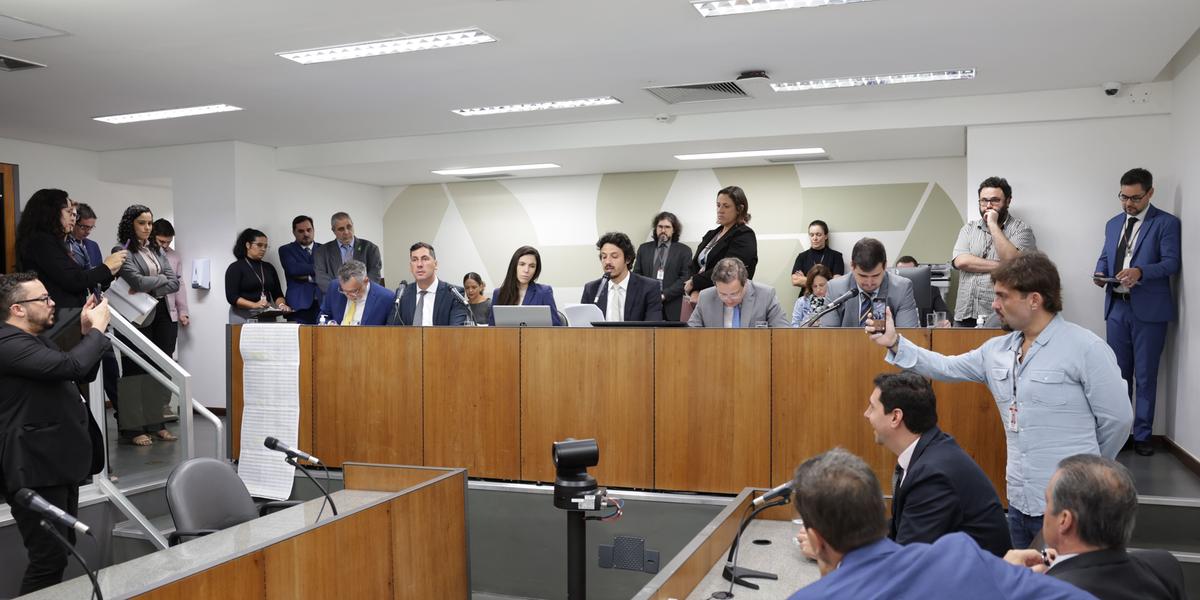 Nova votação foi adiada, ainda sem data definida (Daniel Protzner / ALMG)