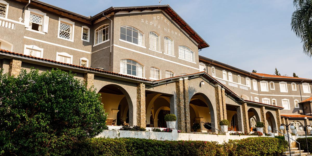 Empreendimento tem confortáveis suítes, cercados pela Serra da Mantiqueira (Grand Resort Serra Negra / divulgação)