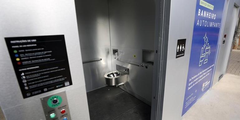 Novo equipamento se soma a outros quatro banheiros (Rodrigo Clemente / PBH)