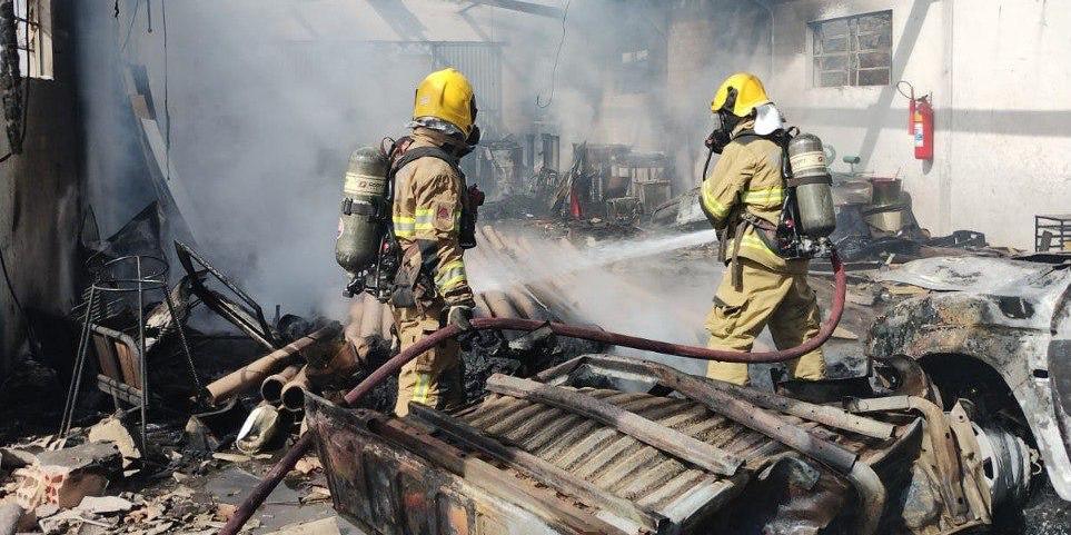 Local ficou destruído após a explosão (Corpo de Bombeiros / Divulgação)