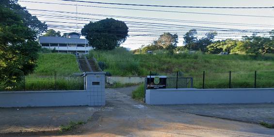 Segundo o Corpo de Bombeiros, ninguém se feriu (Reprodução / Google Street View)
