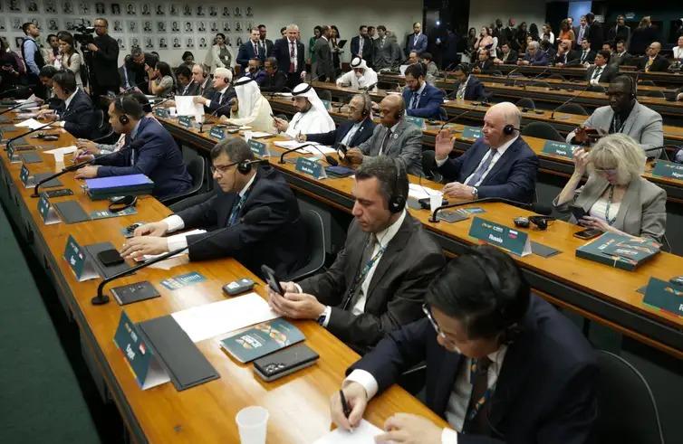 11º Fórum Parlamentar do BRICS no Congresso Nacional. Reunião de presidentes de comissões de Relações Exteriores (Lula Marques/Agência Brasil)