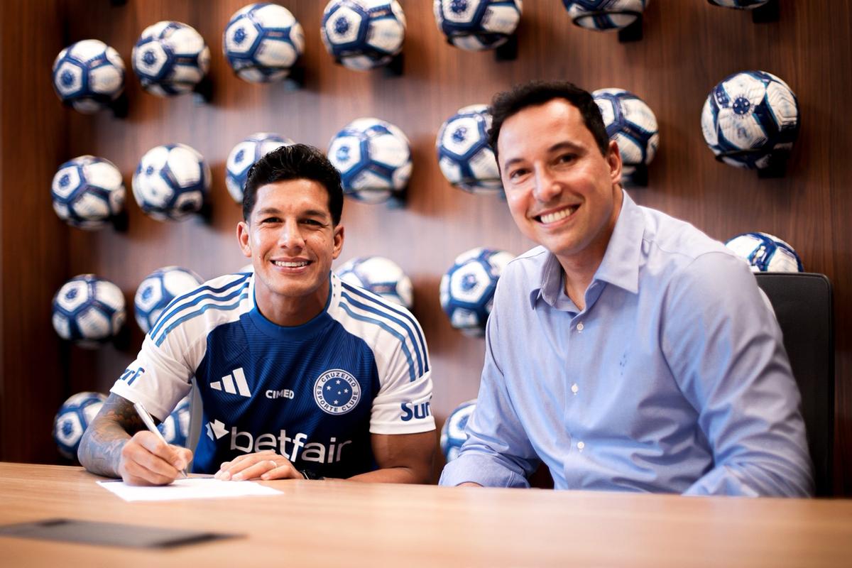 Romero renova o contrato com o Cruzeiro (Gustavo Aleixo/Cruzeiro)