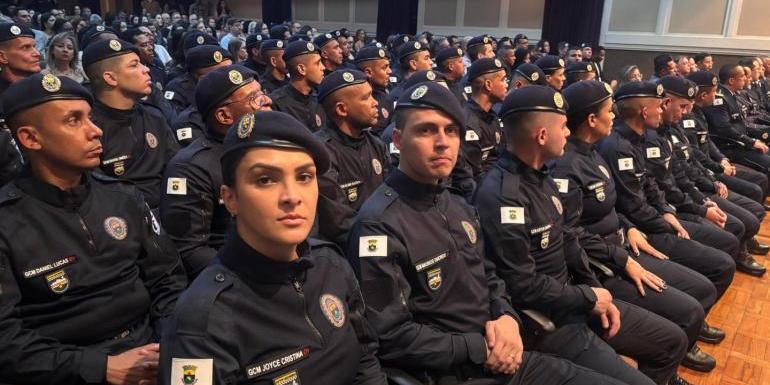 A quarta turma iniciou sua formação em 6 de dezembro de 2024 e a cerimônia de formatura foi na última sexta-feira (6) (PBH / divulgação)