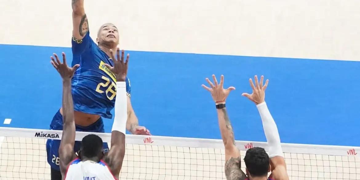 Brasil é derrotado para Cuba (Divulgação/CBV)