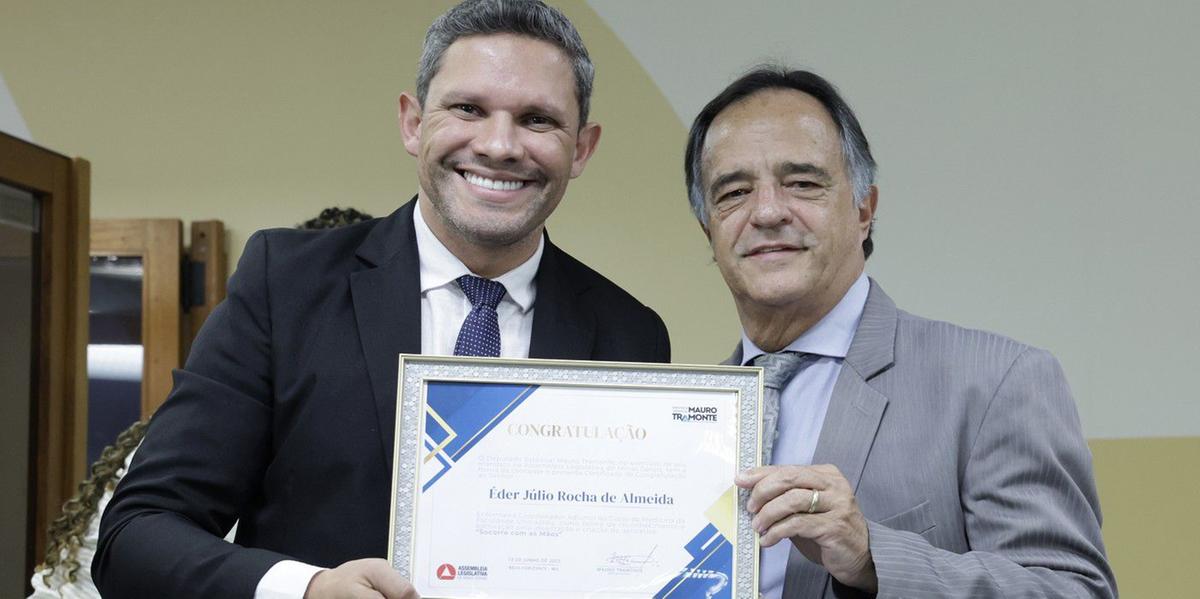 Deputado Mauro Tramonte destacou importância do projeto de Eder Júlio Rocha de Almeida, também professor das Faculdades Kennedy, para a promoção da cidadania e da inclusão social (Arquivo pessoal)